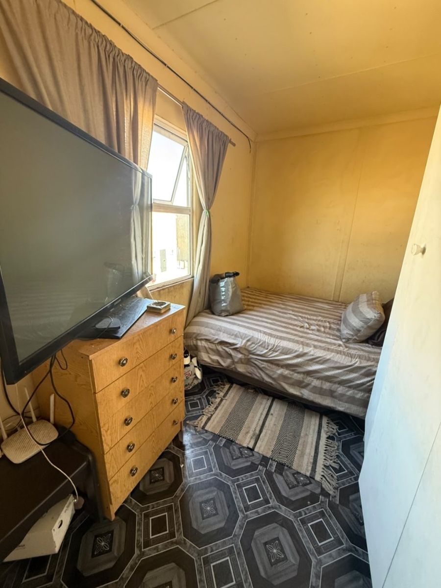 2 Bedroom Property for Sale in Delft Western Cape